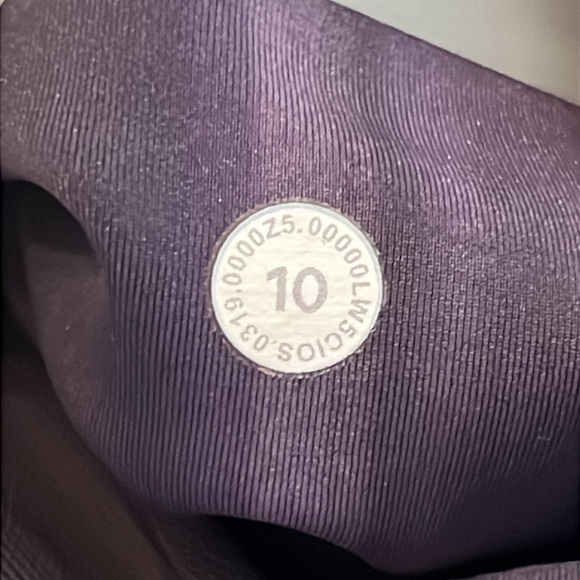 Lululemon In Movement Tight 25" *Spray Dye Everlux Lunar Purple Size 10 - Picture 10 of 16